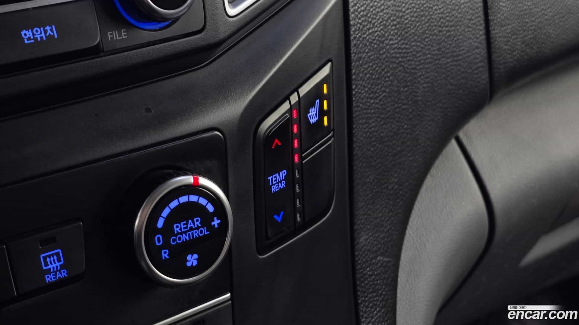 Starex Hyundai 2017.3-OPTION-022