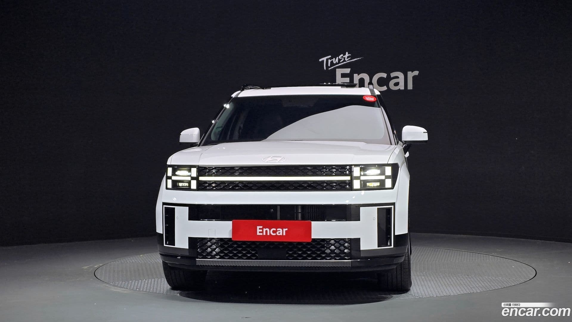 Main__Slider__Photo:Santafe Hyundai 2023.10-2