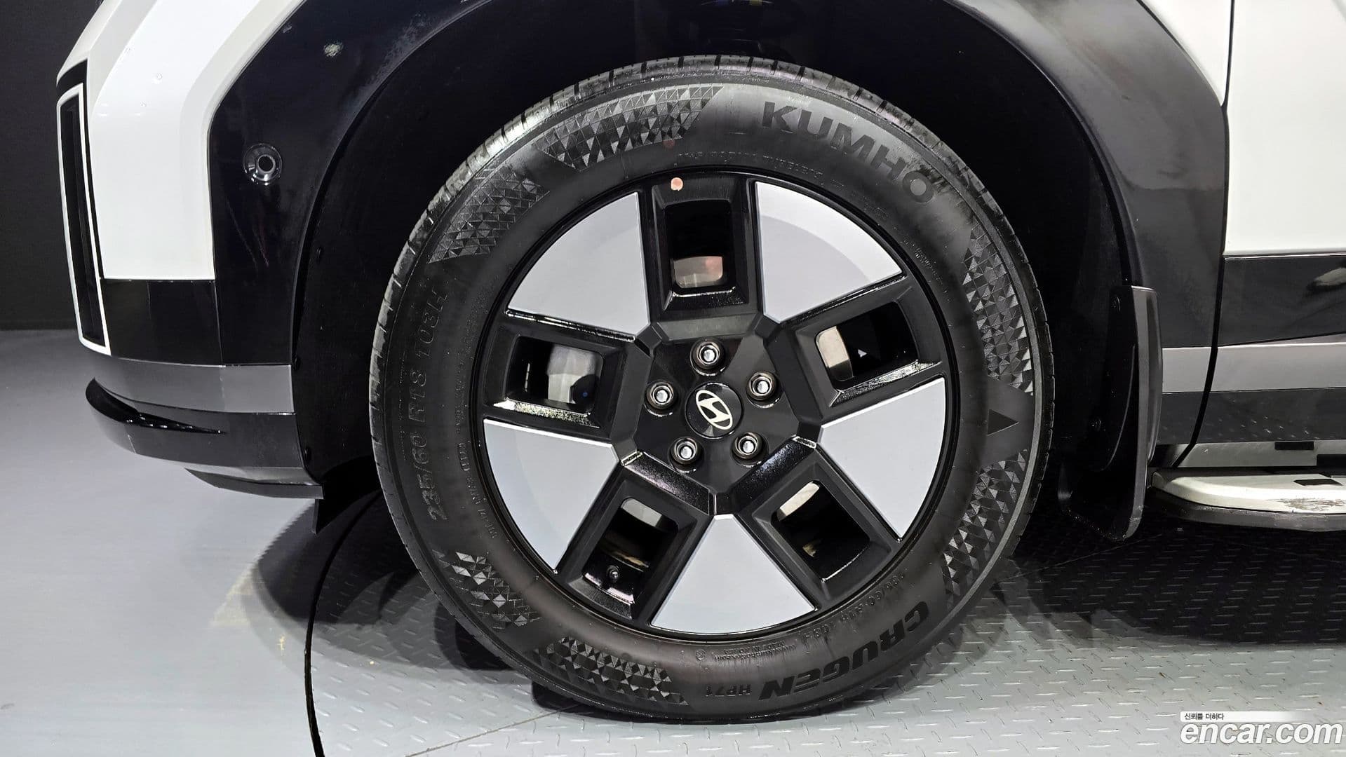 Main__Slider__Photo:Santafe Hyundai 2023.10-4