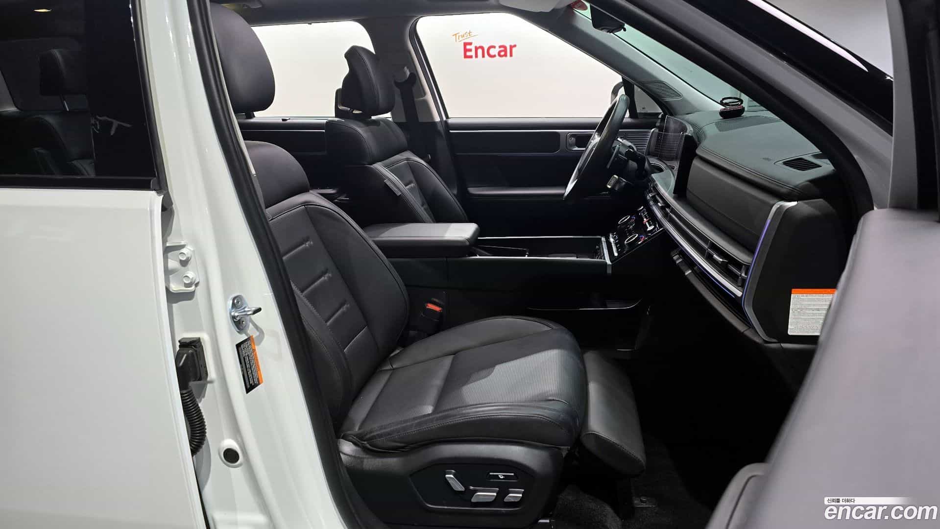 Santafe Hyundai 2023.10-INNER-010