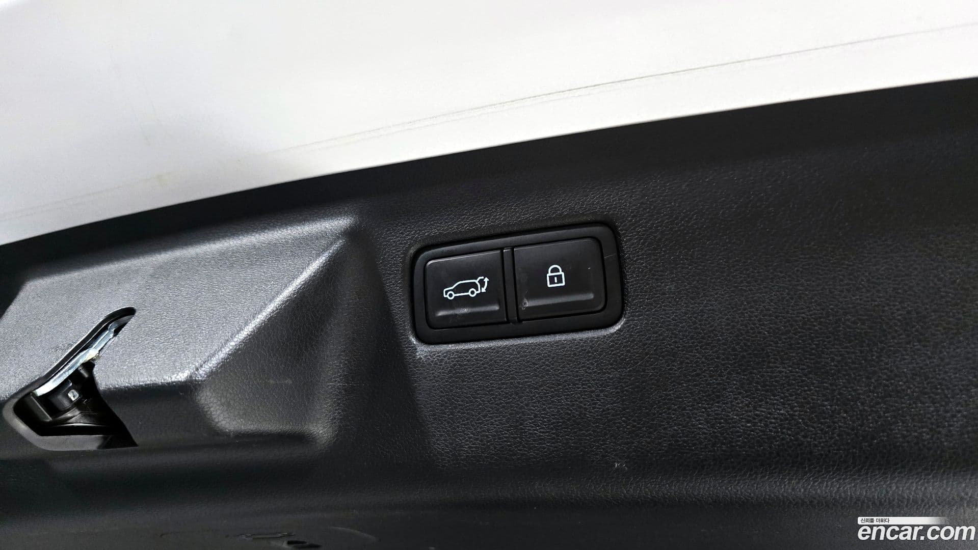 Main__Slider__Photo:Santafe Hyundai 2023.10-17