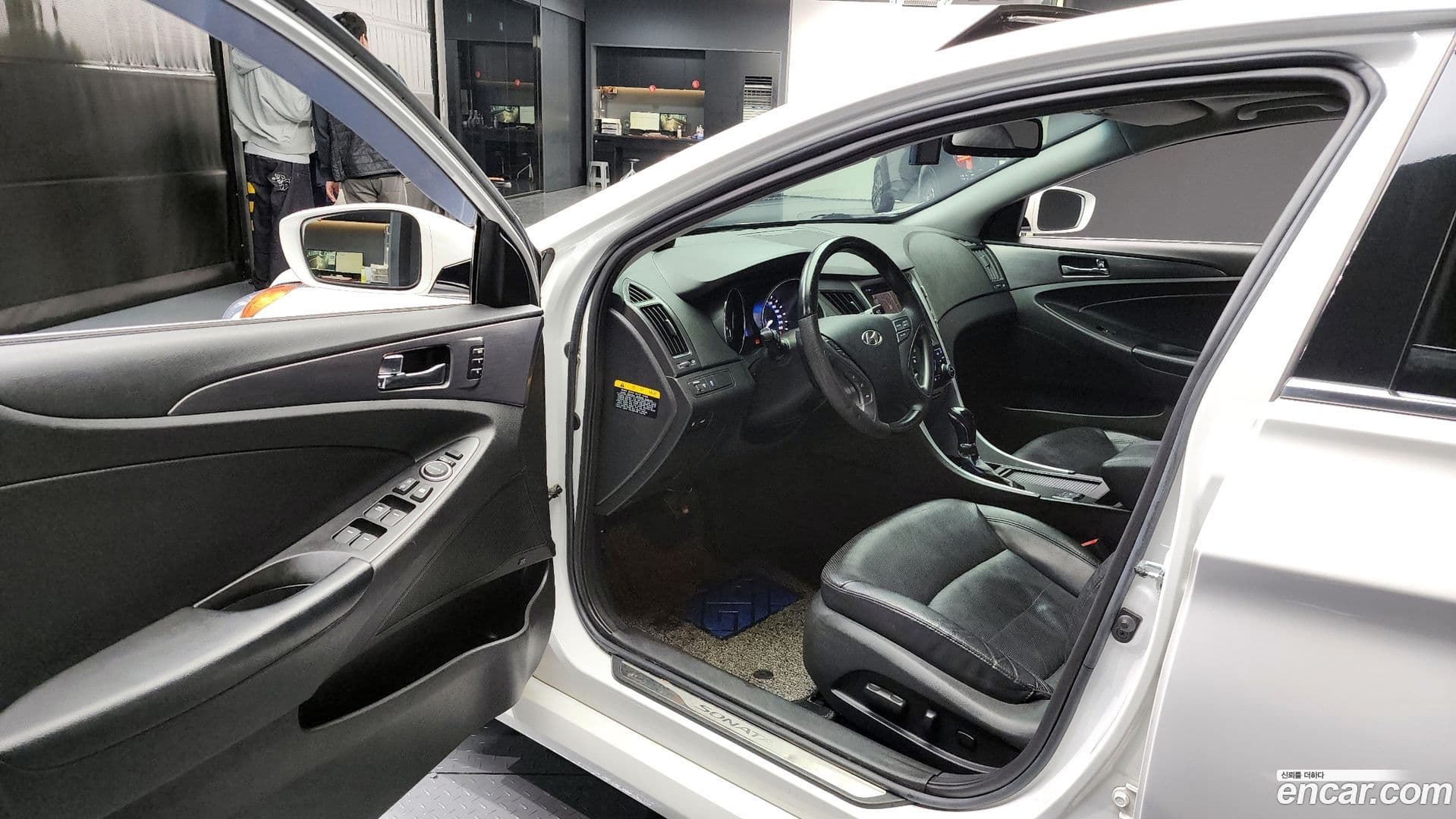 Main__Slider__Photo:Sonata Hyundai 2012.9-9