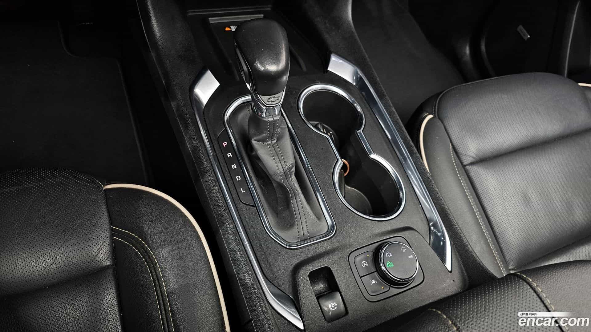 Traverse Chevrolet 2022.7-INNER-009