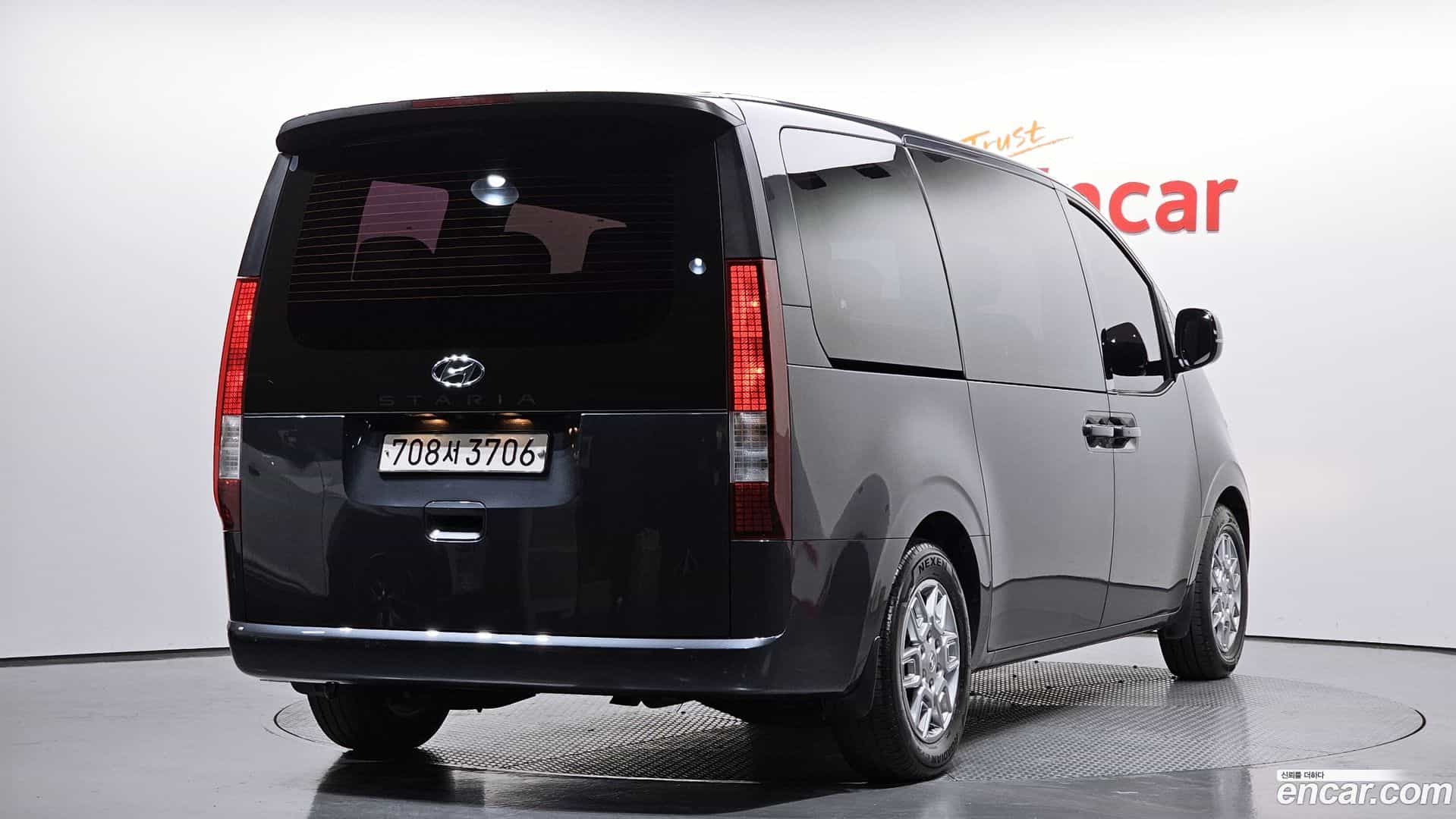 Staria Hyundai 2021.6-OUTER-002