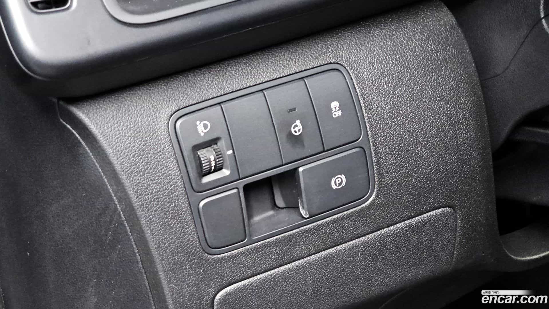 Staria Hyundai 2021.6-OPTION-019