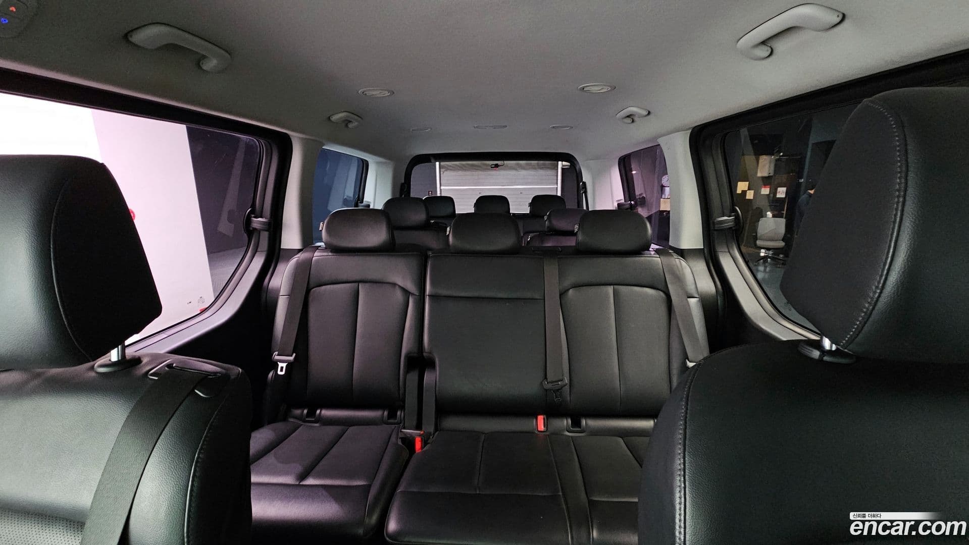 Main__Slider__Photo:Staria Hyundai 2021.6-18