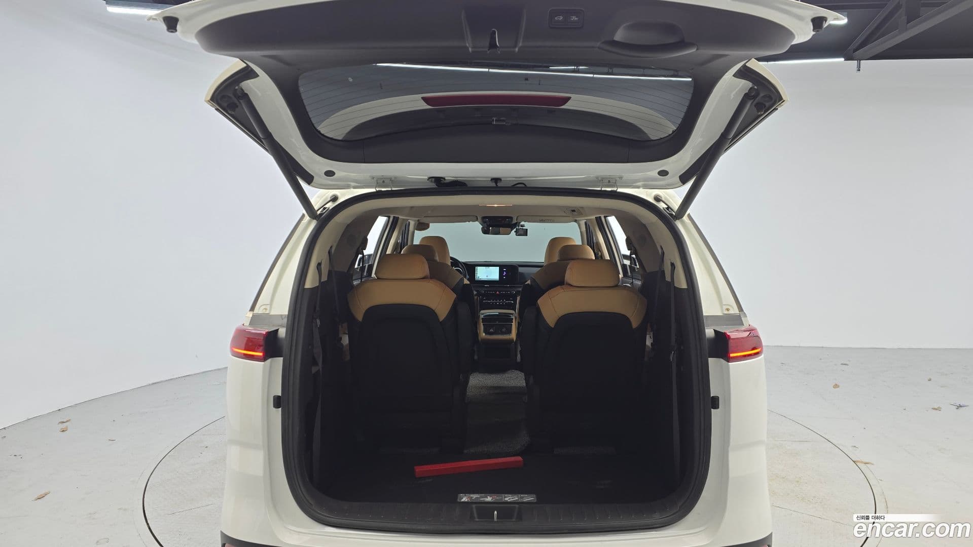 Main__Slider__Photo:Canival Kia 2021.10-19