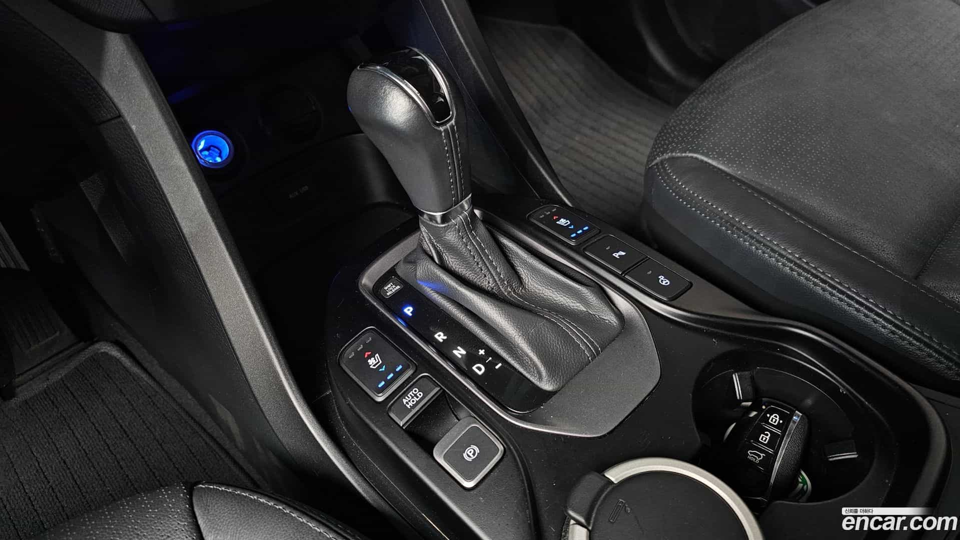 Maxcruz Hyundai 2014.9-INNER-009