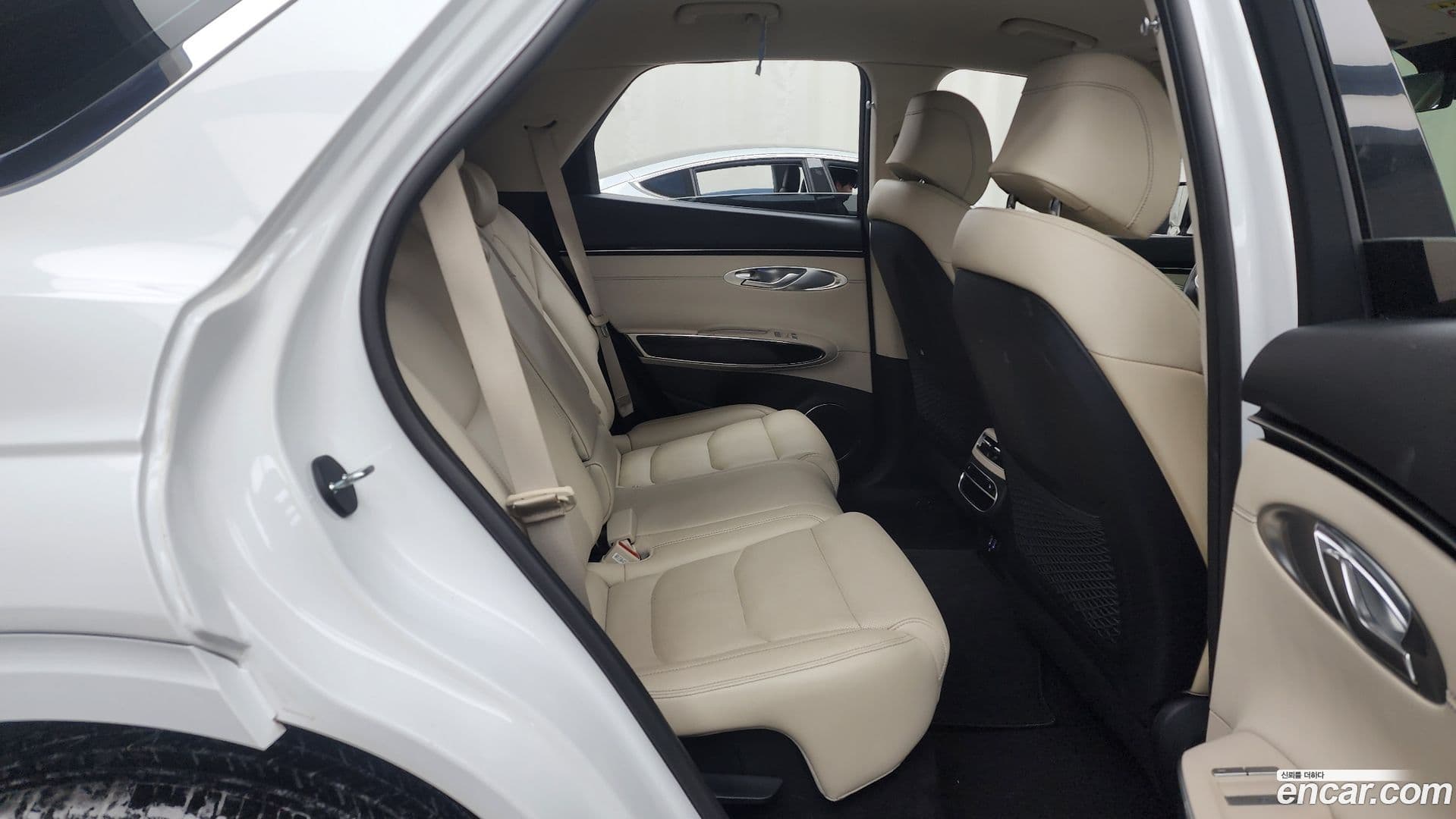 Main__Slider__Photo:GV70 Genesis 2021.2-11