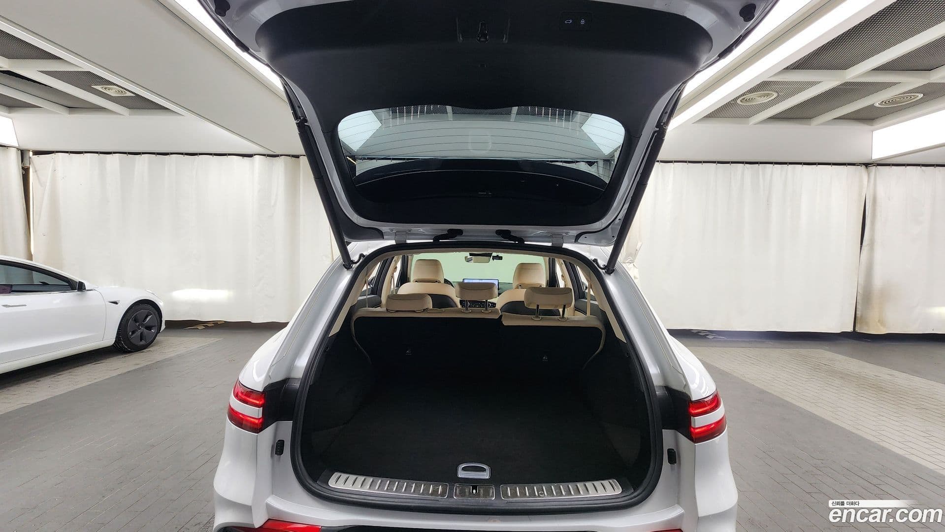 Main__Slider__Photo:GV70 Genesis 2021.2-19