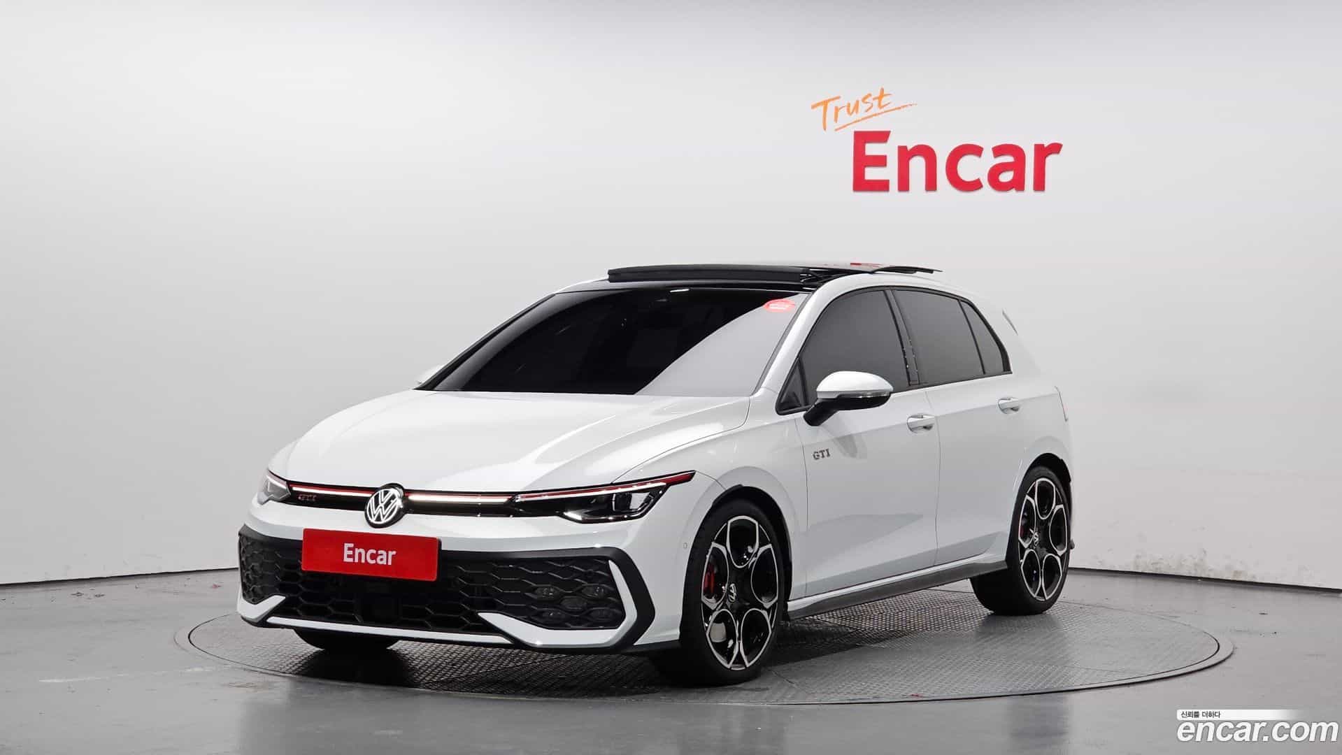 Golf Volkswagen 2025.5-OUTER-001