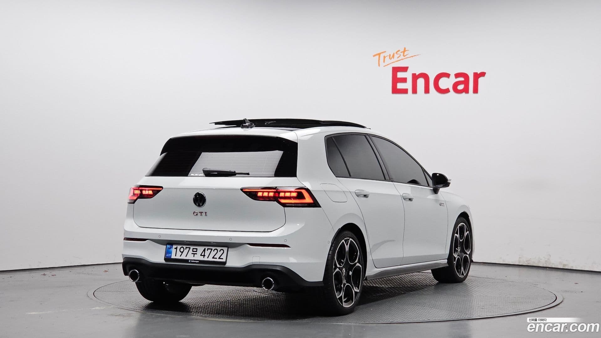 Main__Slider__Photo:Golf Volkswagen 2025.5-1