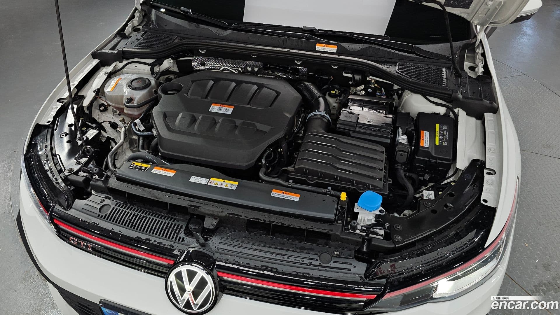 Main__Slider__Photo:Golf Volkswagen 2025.5-5