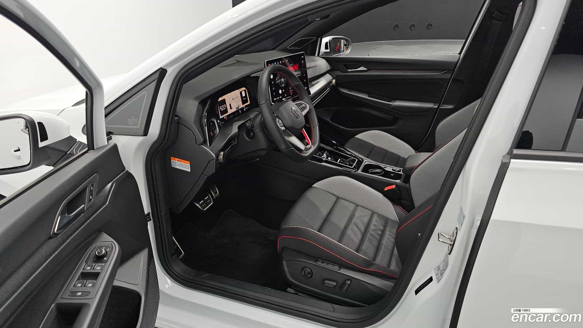 Golf Volkswagen 2025.5-OPTION-015