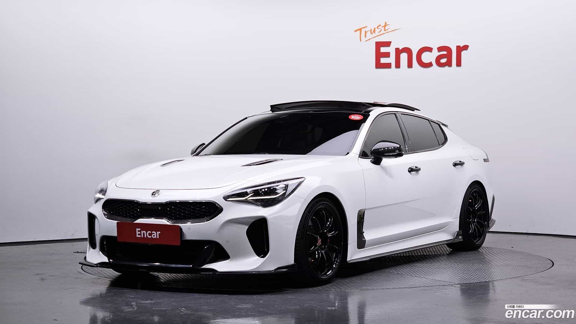 Stinger Kia 2017.6-OUTER-001