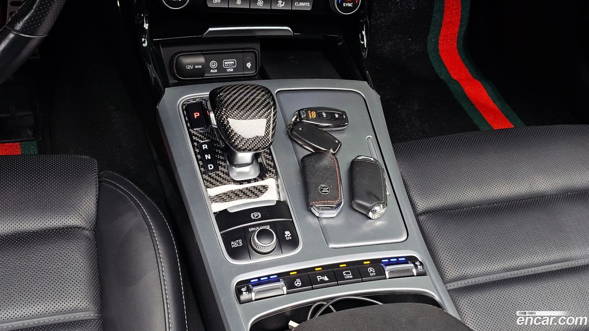 Main__Slider__Photo:Stinger Kia 2017.6-8