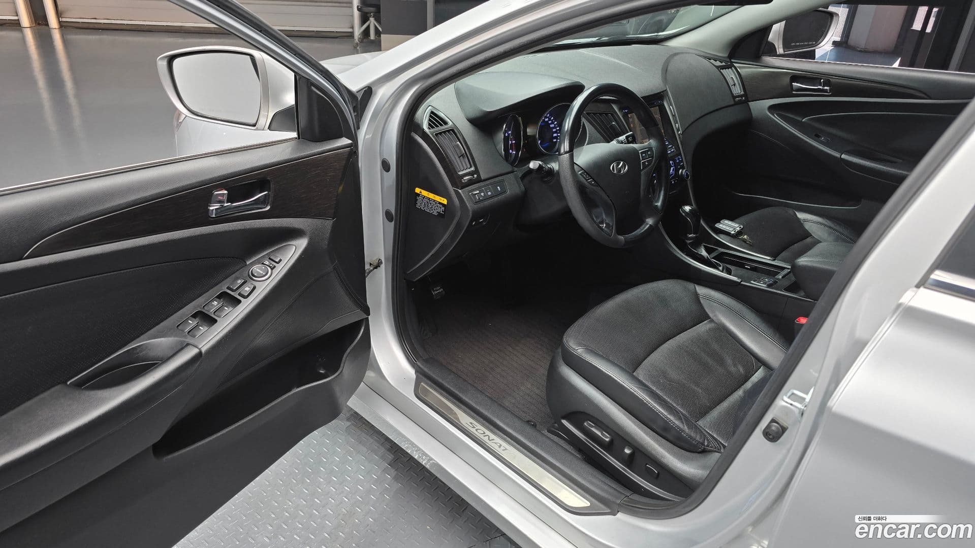 Main__Slider__Photo:Sonata Hyundai 2011.9-10