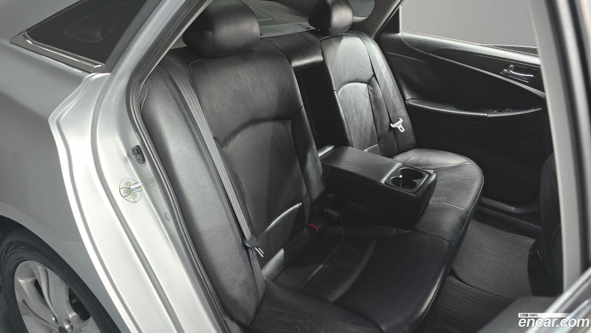 Main__Slider__Photo:Sonata Hyundai 2011.9-11