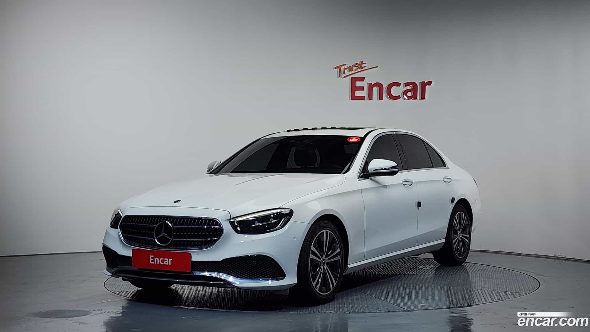 E-Class Mercedes-Benz 2021.4-OUTER-001