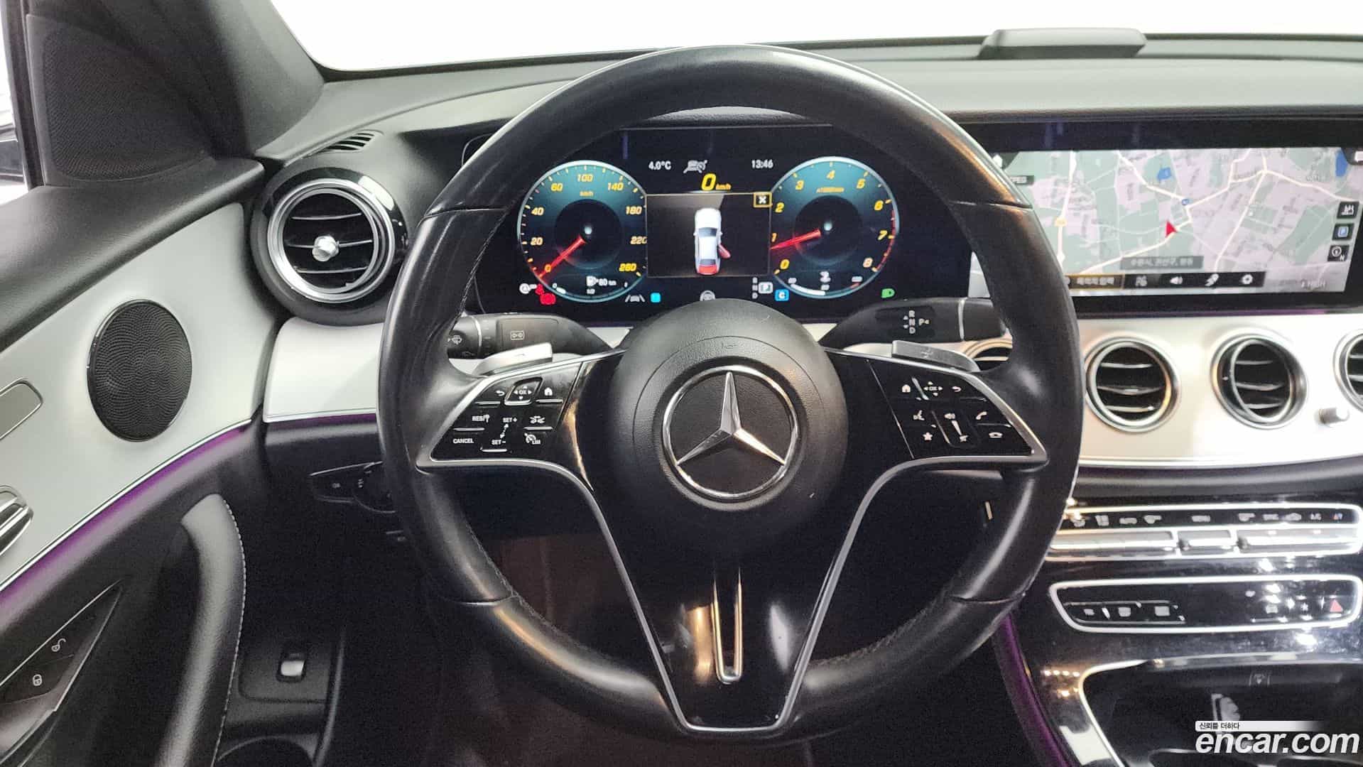 E-Class Mercedes-Benz 2021.4-OPTION-017