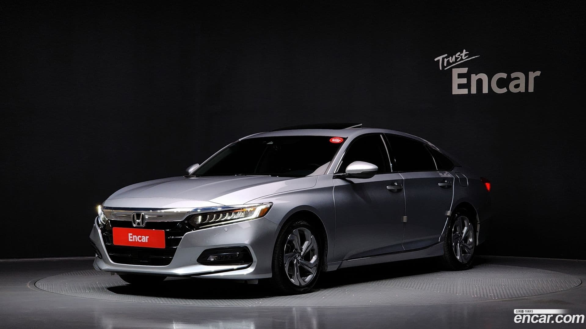 Main__Slider__Photo:Accord Honda 2019.10-0