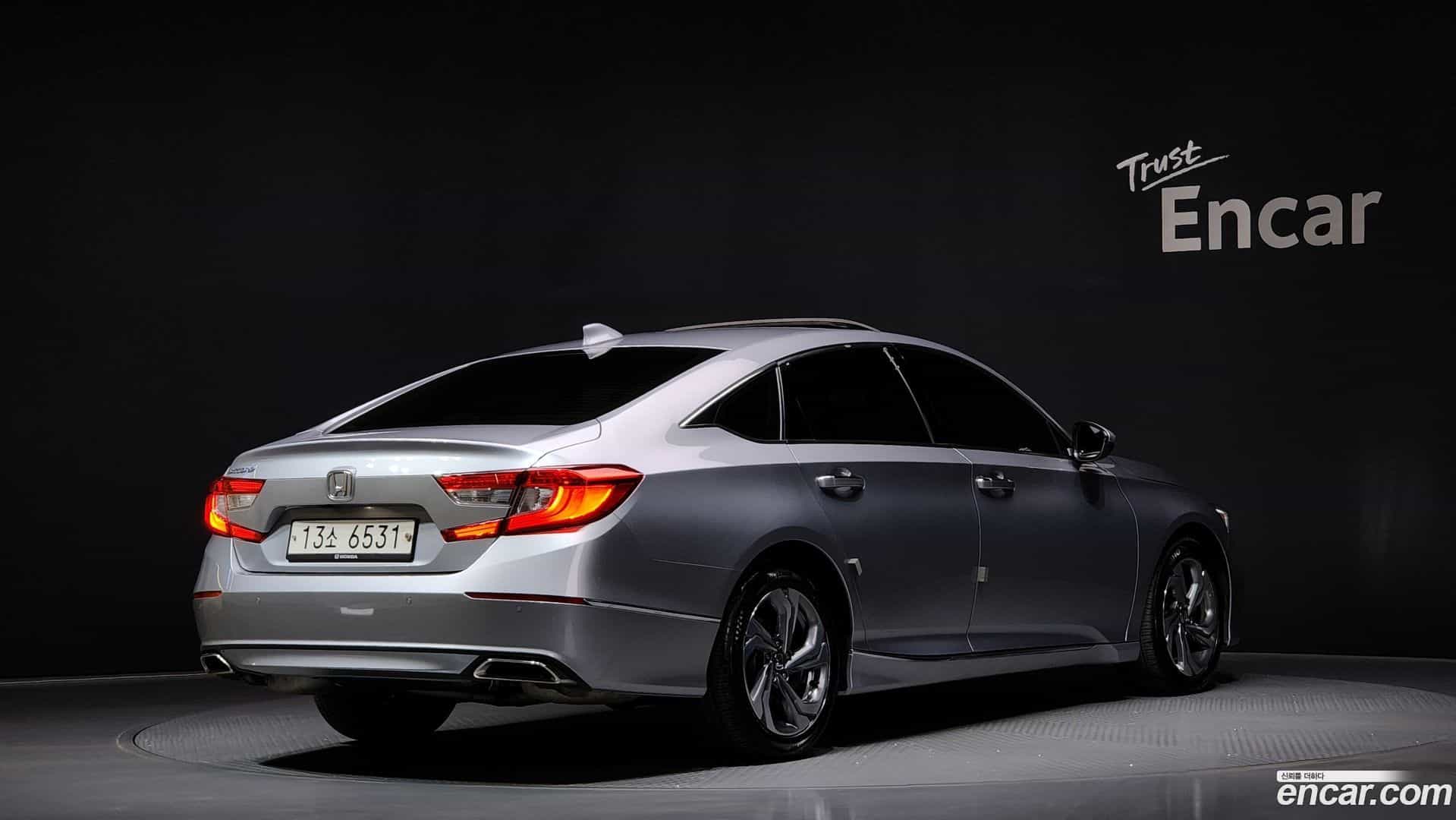 Accord Honda 2019.10-OUTER-002