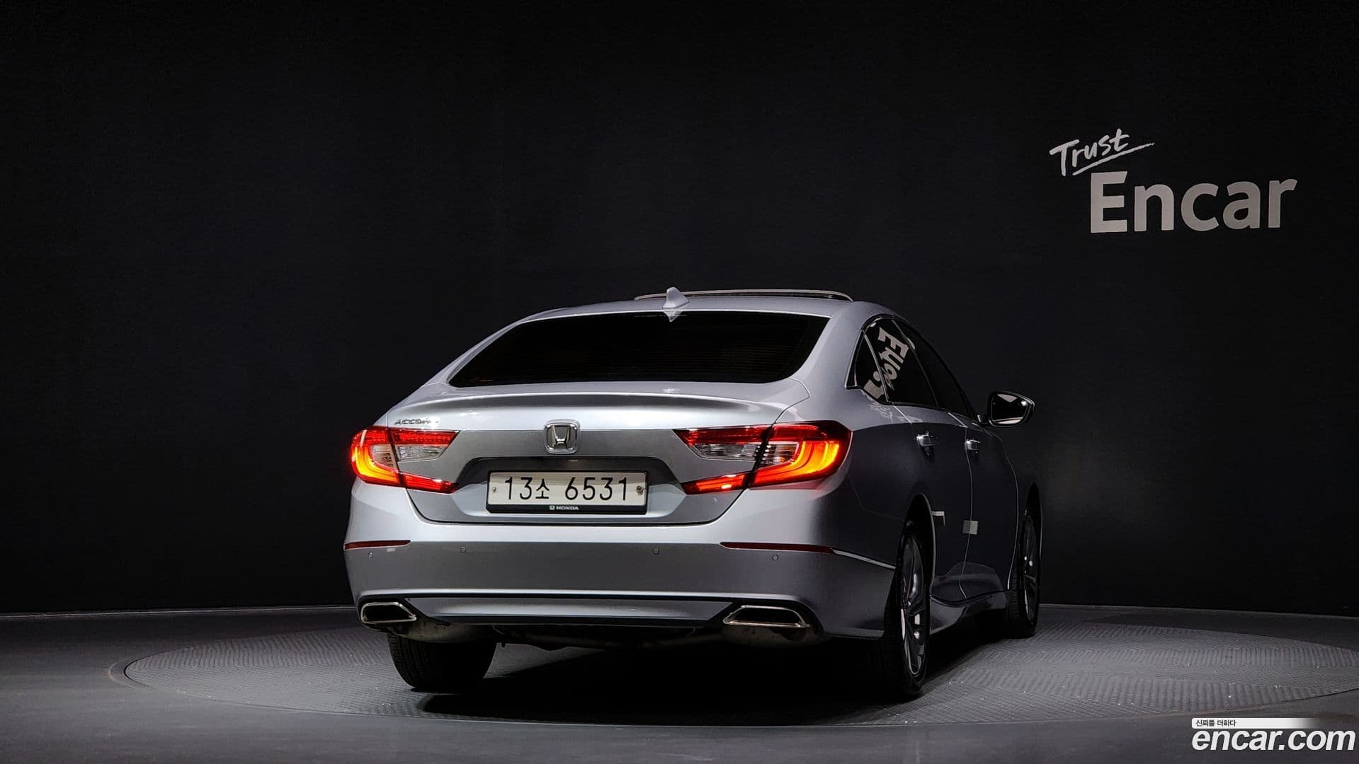 Main__Slider__Photo:Accord Honda 2019.10-3