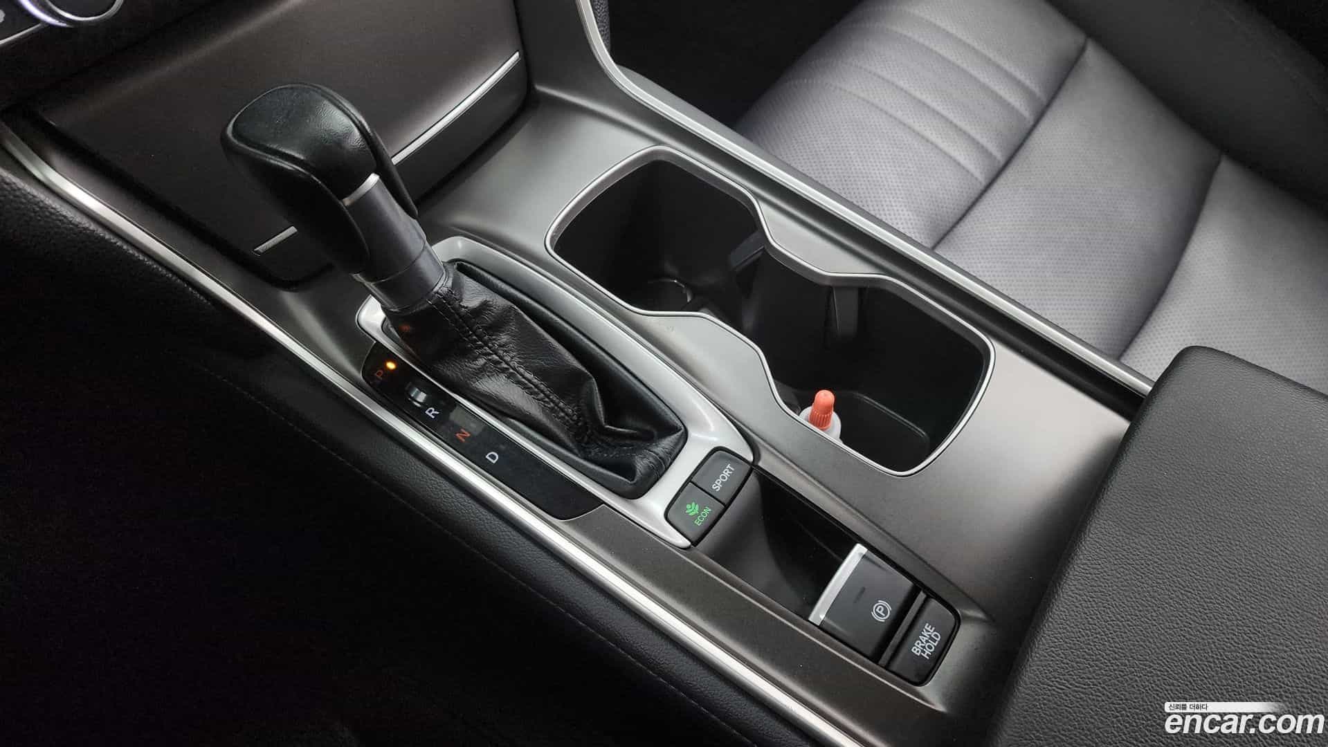 Accord Honda 2019.10-INNER-009