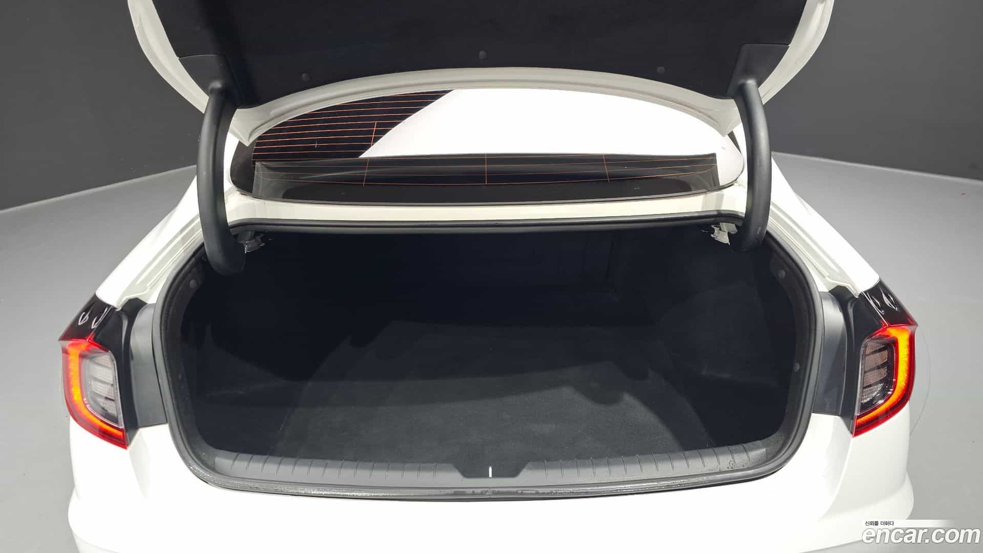 Sonata Hyundai 2019.7-OPTION-024