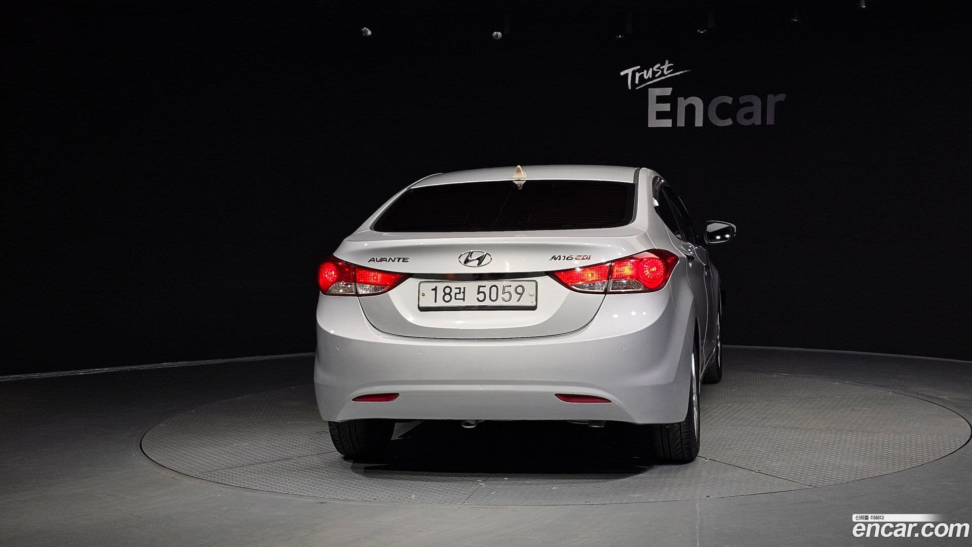 Main__Slider__Photo:AVANTE Hyundai 2010.9-3