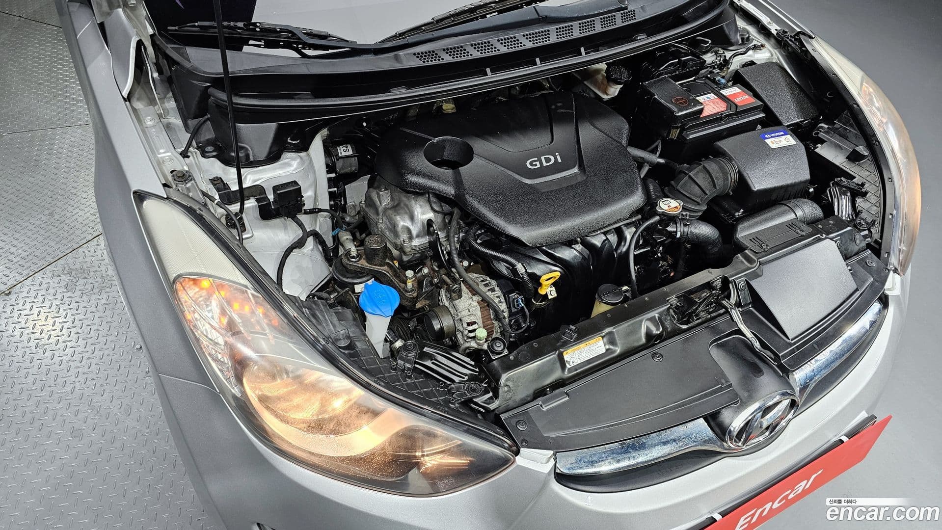 Main__Slider__Photo:AVANTE Hyundai 2010.9-5