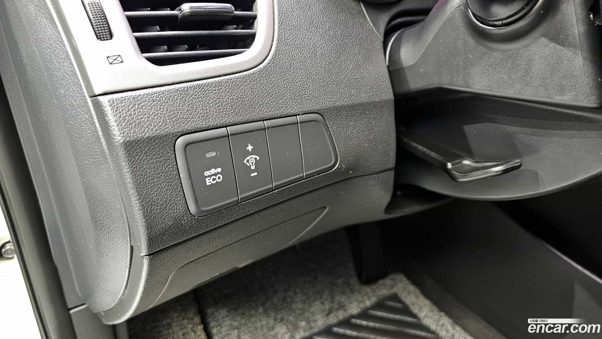 AVANTE Hyundai 2010.9-OPTION-020