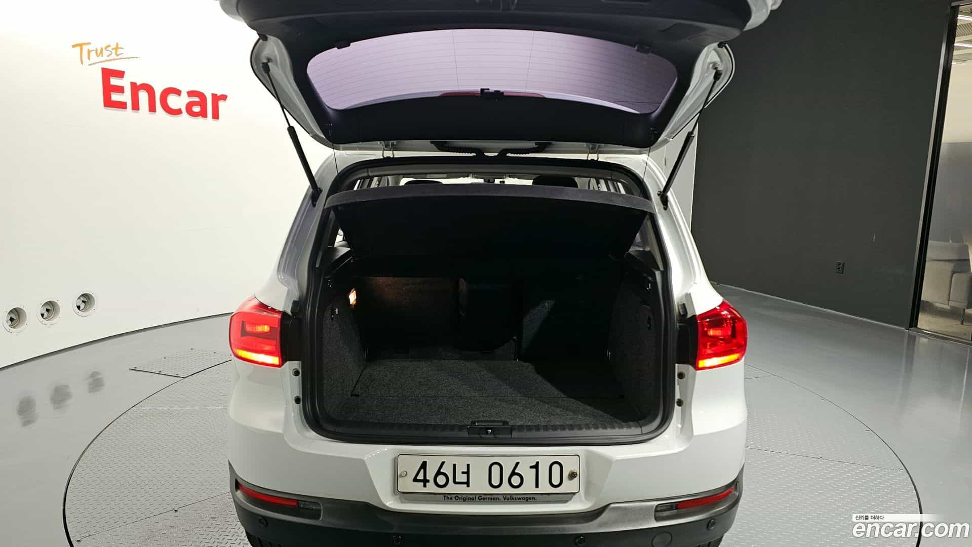 Tiguan Volkswagen 2015.11-OPTION-023