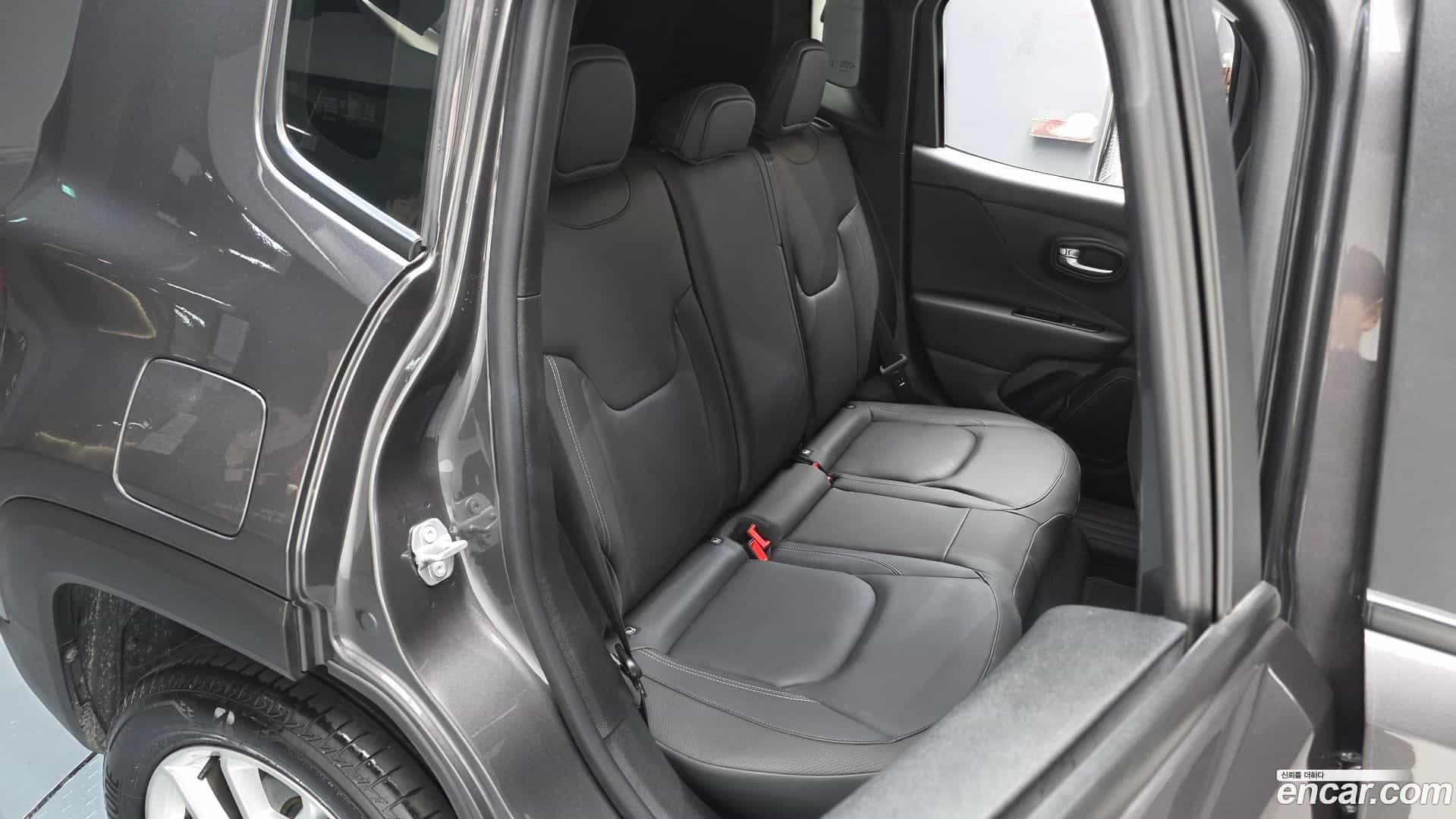 Renegade Jeep 2021.2-OPTION-015