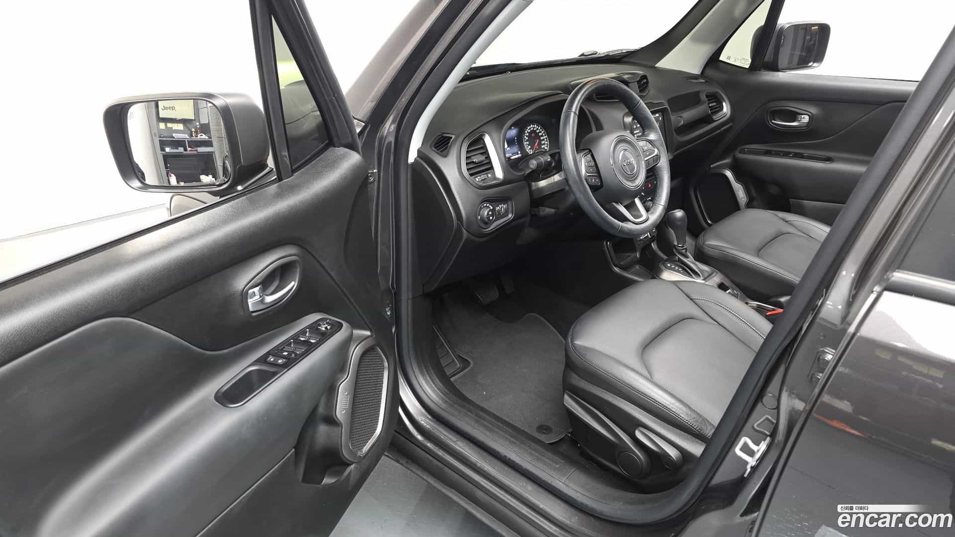 Renegade Jeep 2021.2-OPTION-016