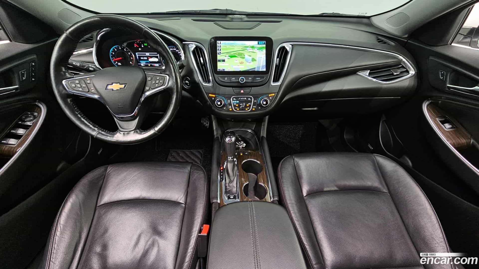 Malibu Chevrolet 2017.8-INNER-007