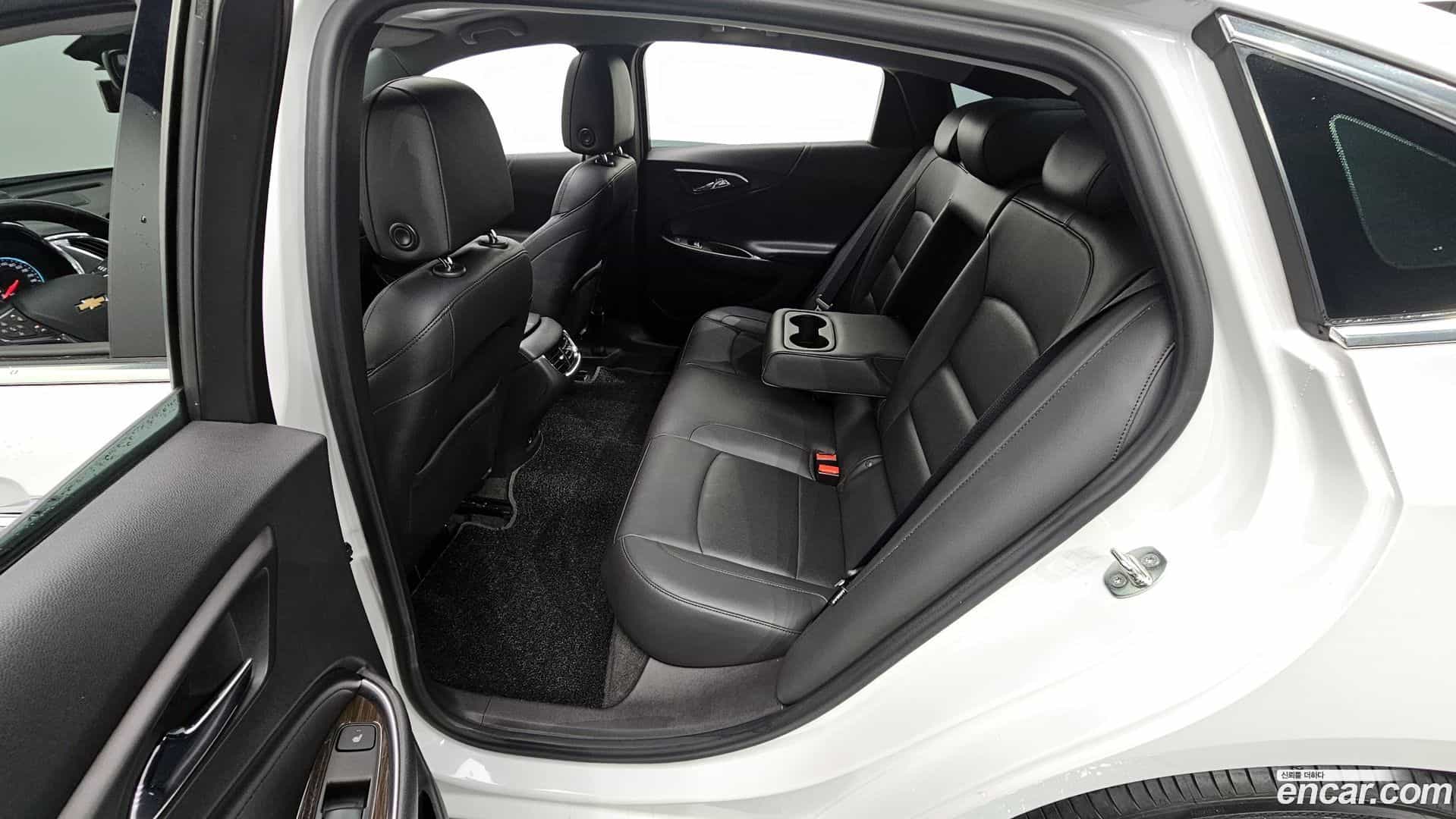 Malibu Chevrolet 2017.8-OPTION-015