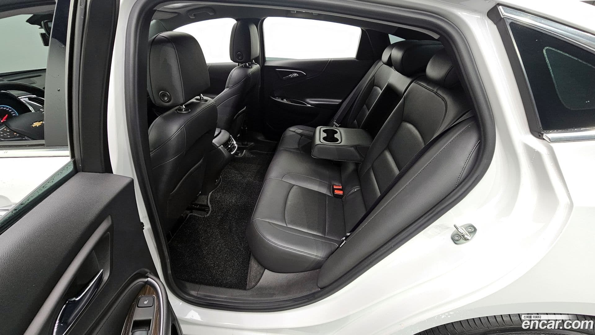 Main__Slider__Photo:Malibu Chevrolet 2017.8-10