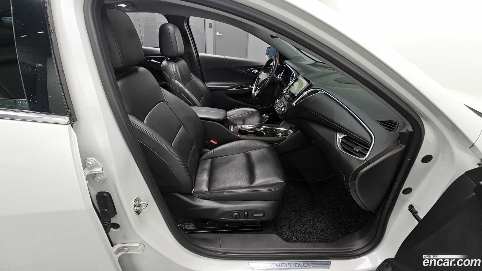 Malibu Chevrolet 2017.8-OPTION-016