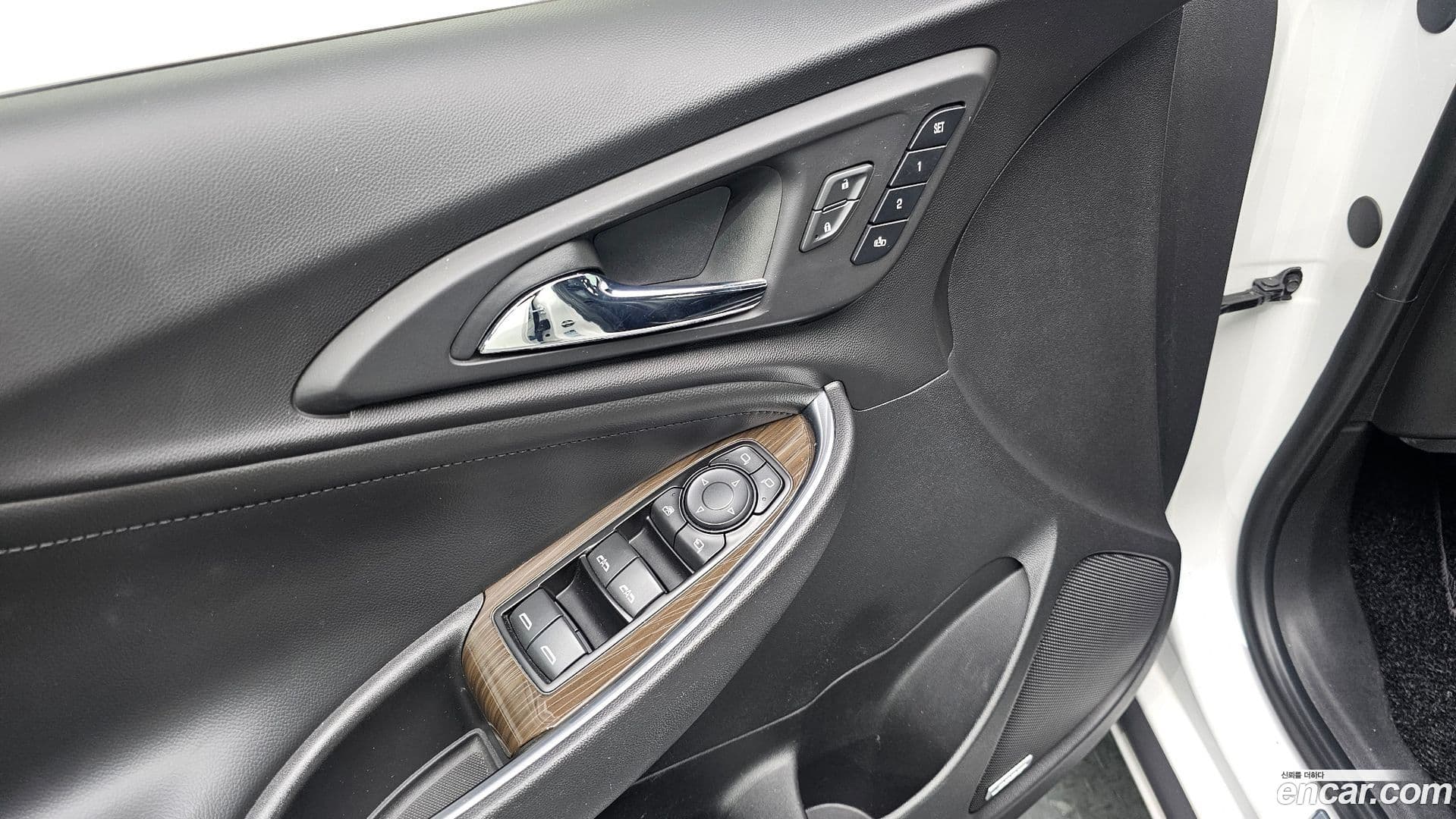 Main__Slider__Photo:Malibu Chevrolet 2017.8-12