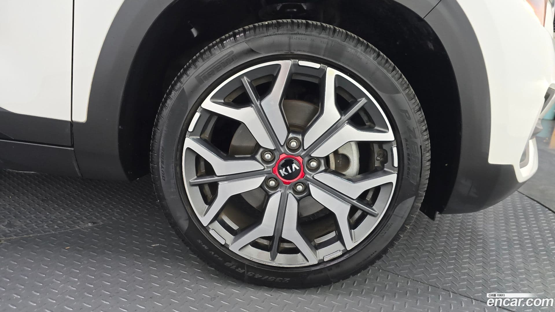 Main__Slider__Photo:Seltos Kia 2021.3-4