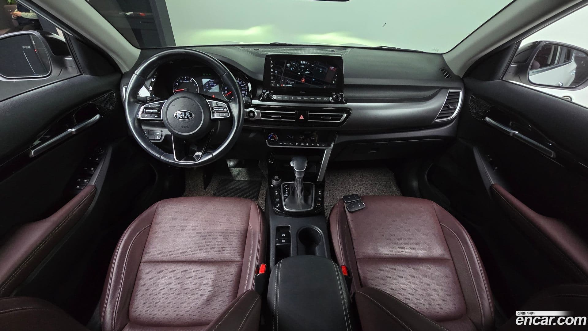 Main__Slider__Photo:Seltos Kia 2021.3-6