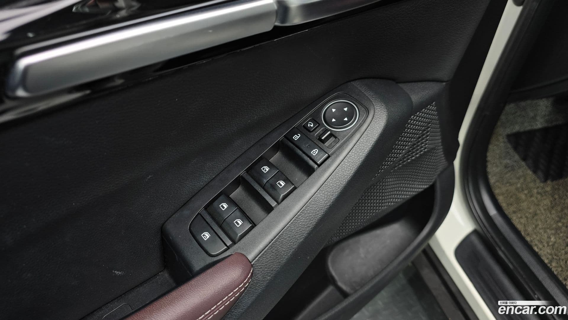 Main__Slider__Photo:Seltos Kia 2021.3-16