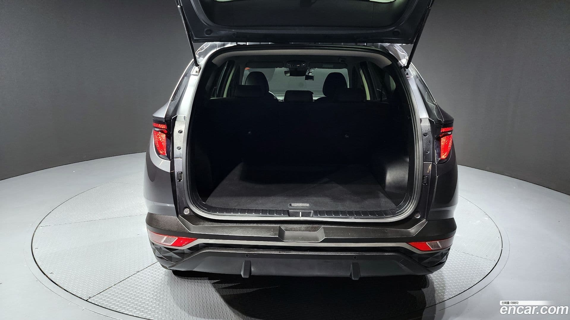 Main__Slider__Photo:Tucson Hyundai 2021.10-19