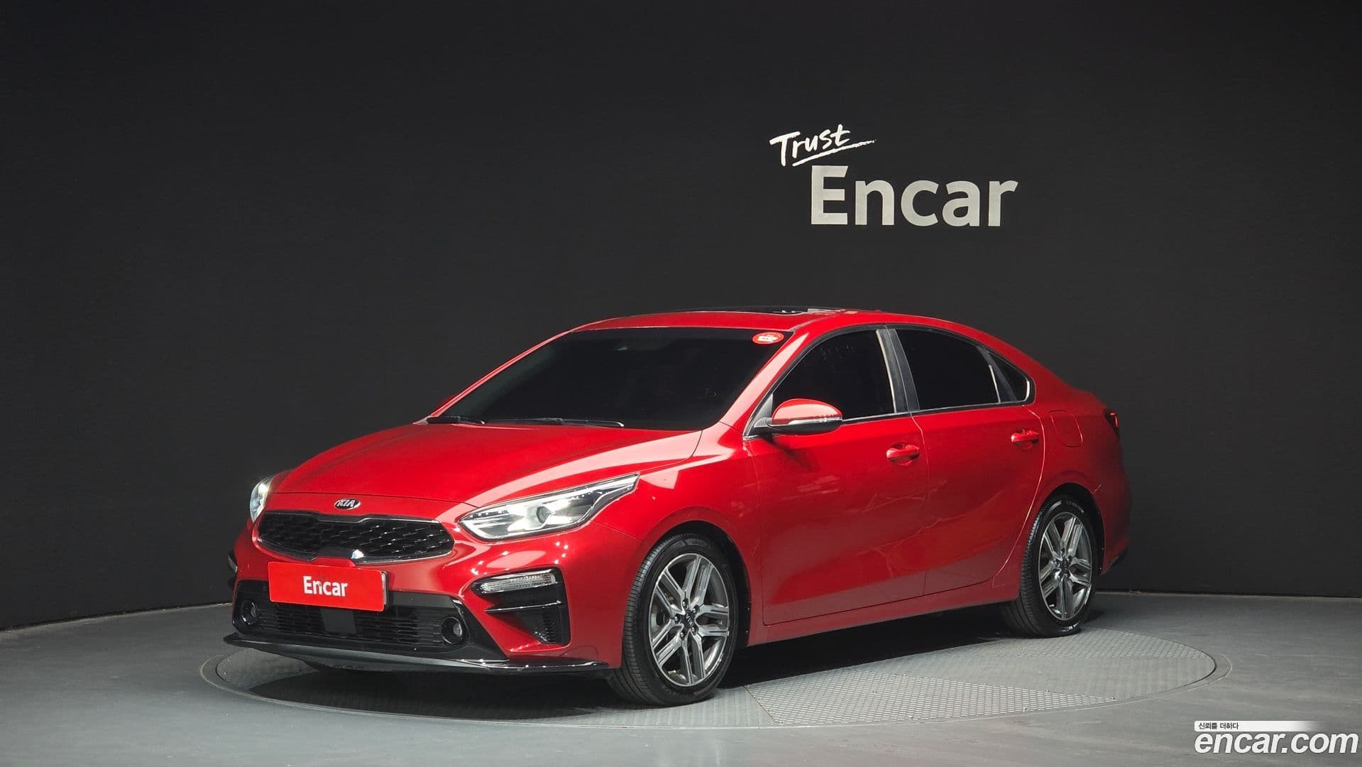 Main__Slider__Photo:K3 Kia 2018.1-0