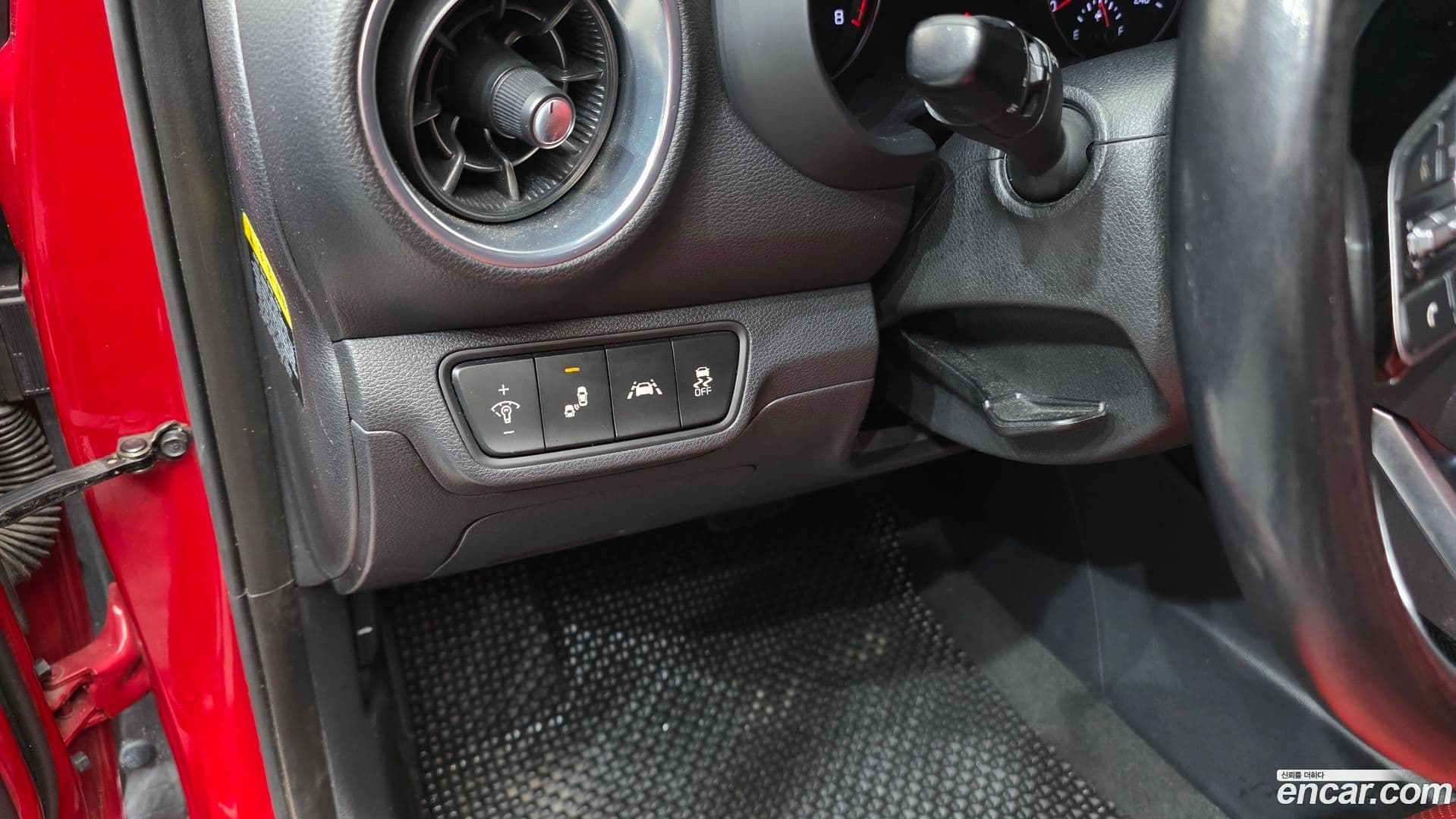 Main__Slider__Photo:K3 Kia 2018.1-14