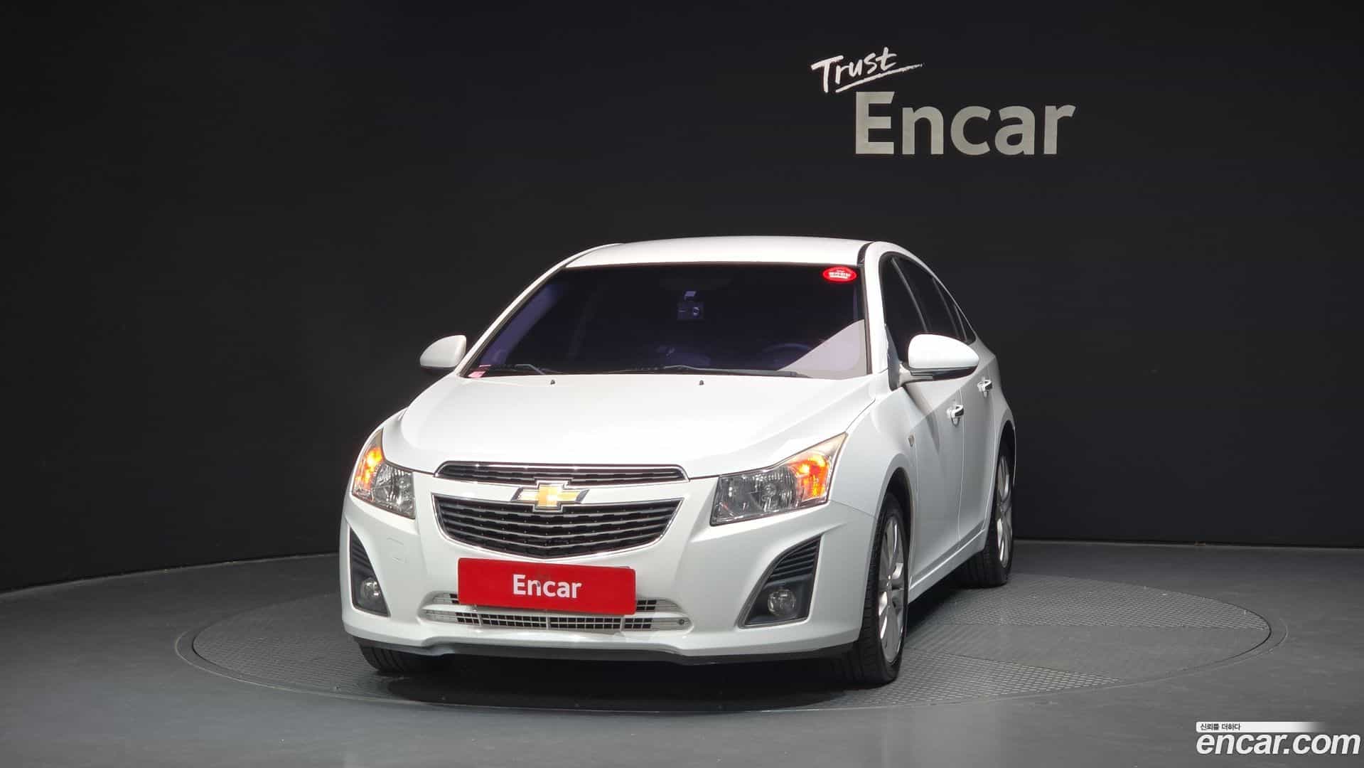 Cruze Chevrolet 2013.4-OUTER-003