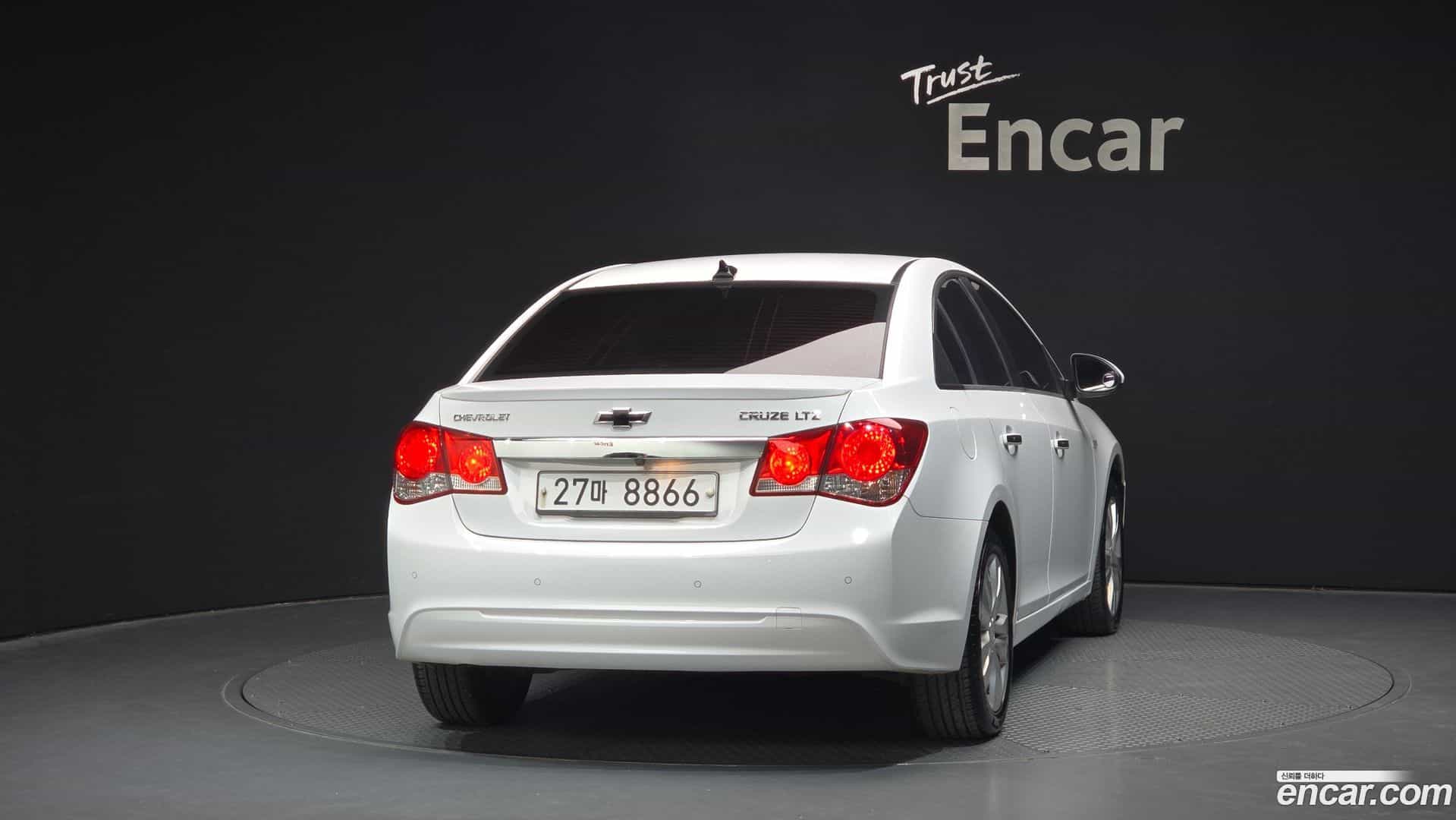 Cruze Chevrolet 2013.4-OUTER-004