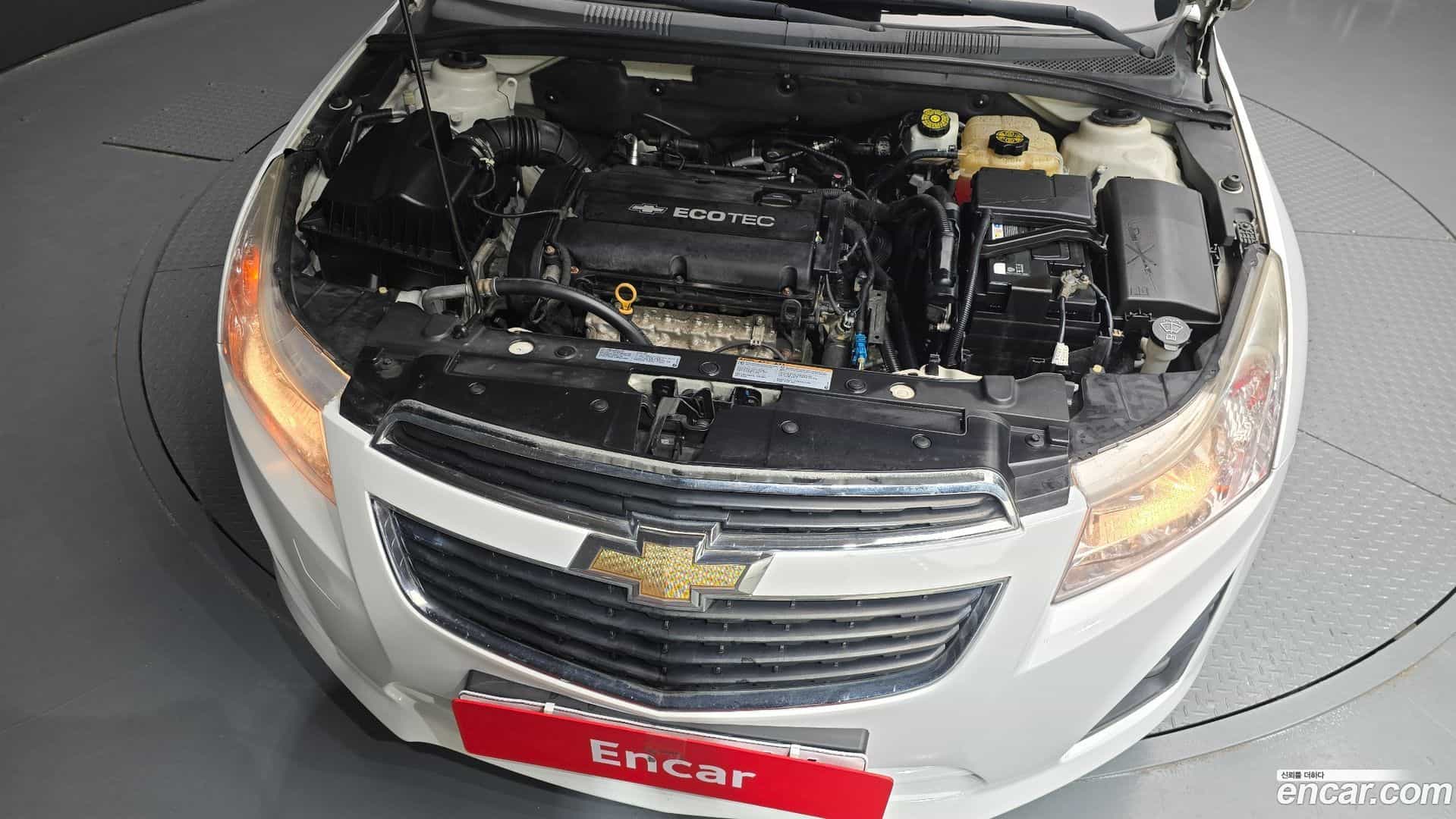 Cruze Chevrolet 2013.4-INNER-006