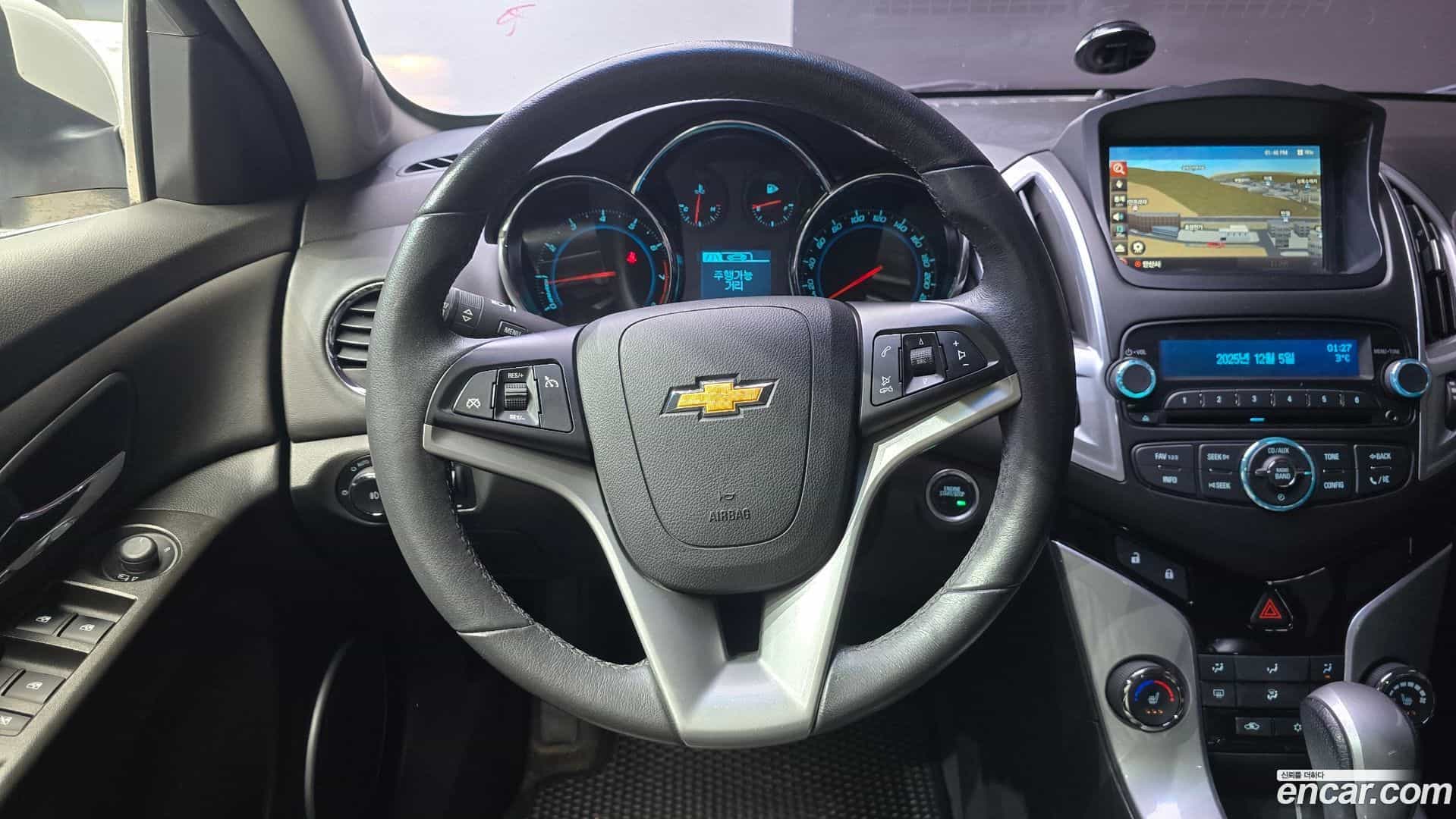 Cruze Chevrolet 2013.4-OPTION-017